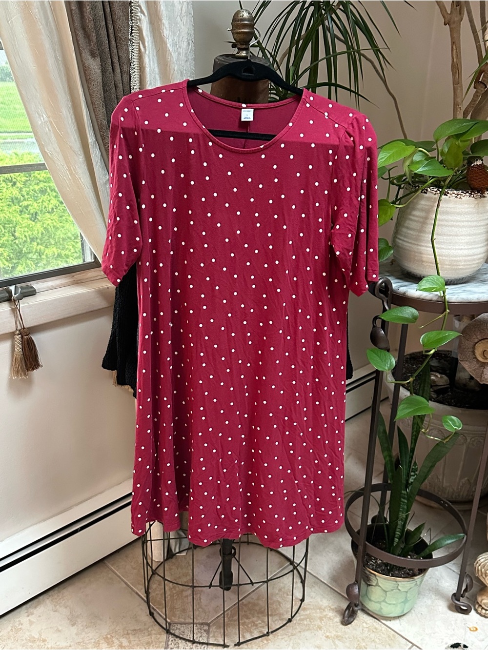 Women’s Polka Dot Short Sleeve Dress - Red size L